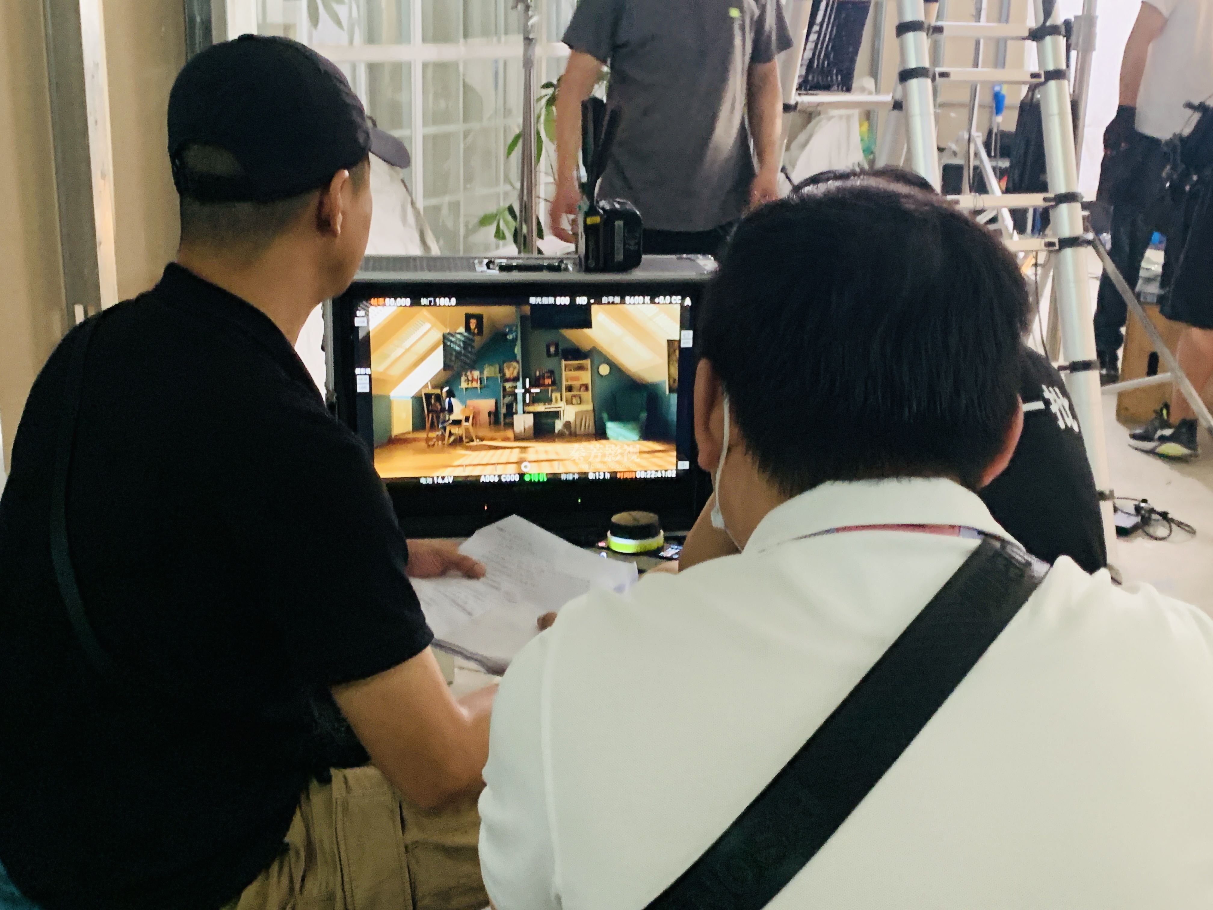 你学影视化妆后悔吗