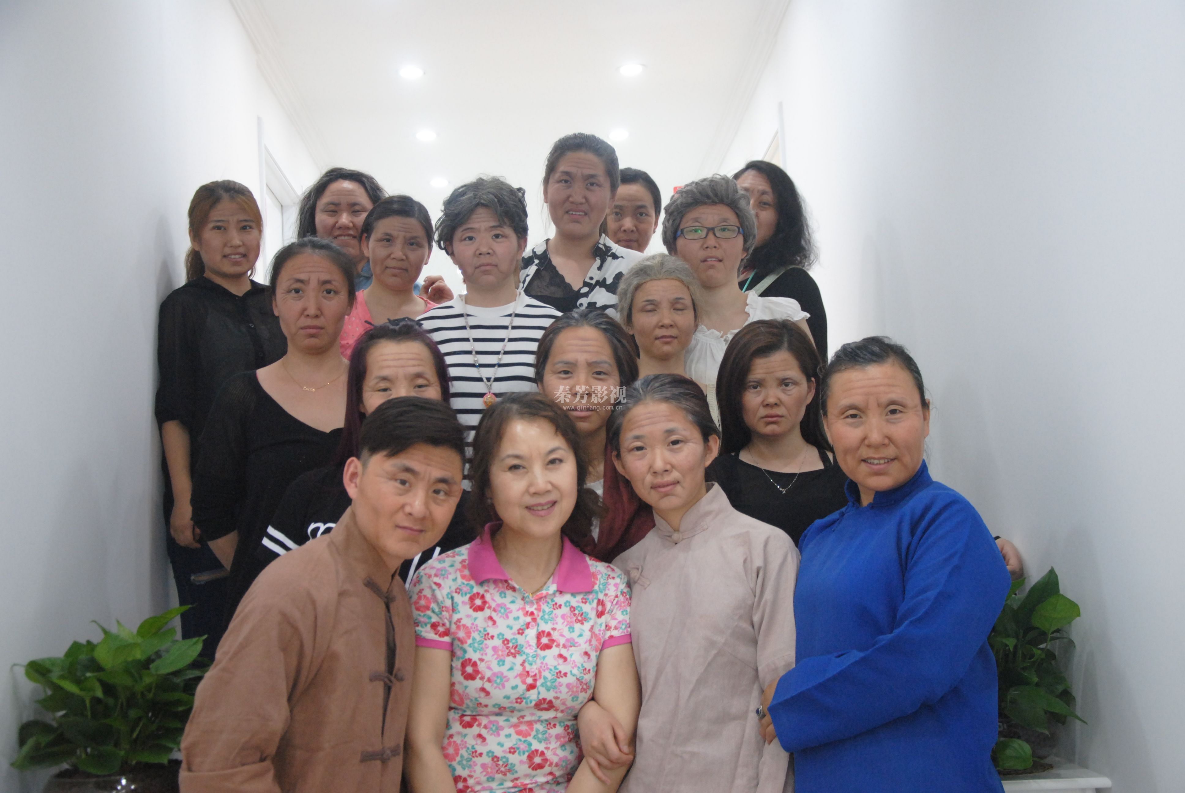 影视化妆中最重要的元素：创造角色魅力与增强故事感染力