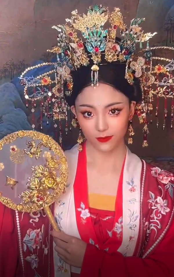 大明女人结婚妆