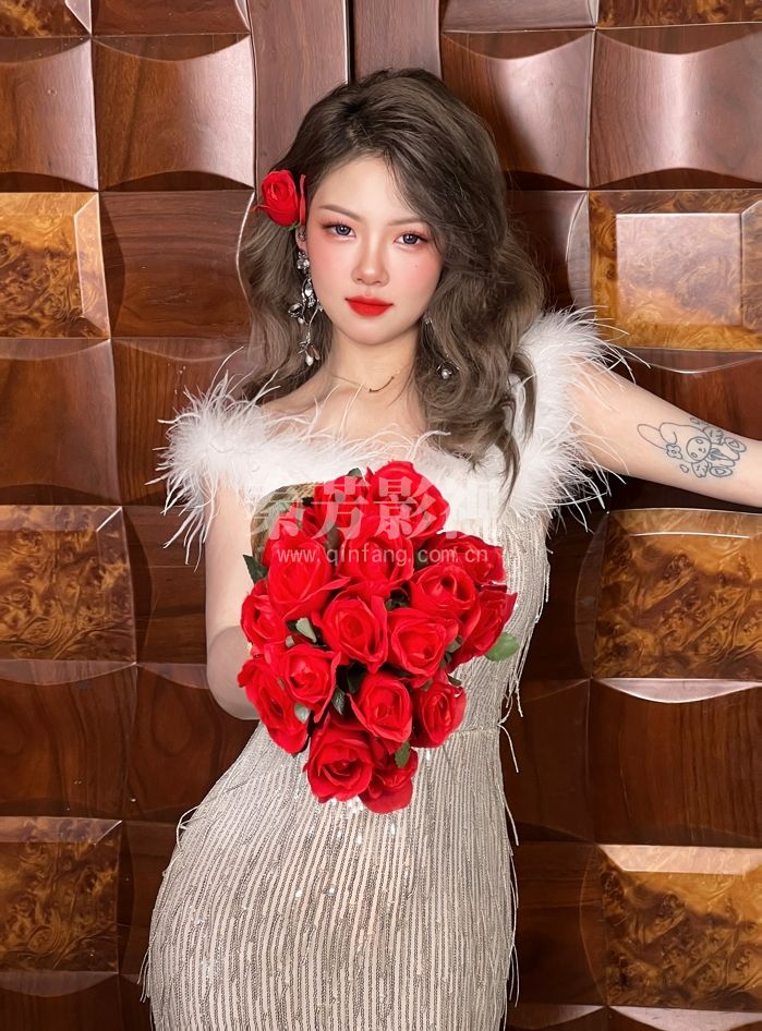 各朝代的新娘装是如何化的