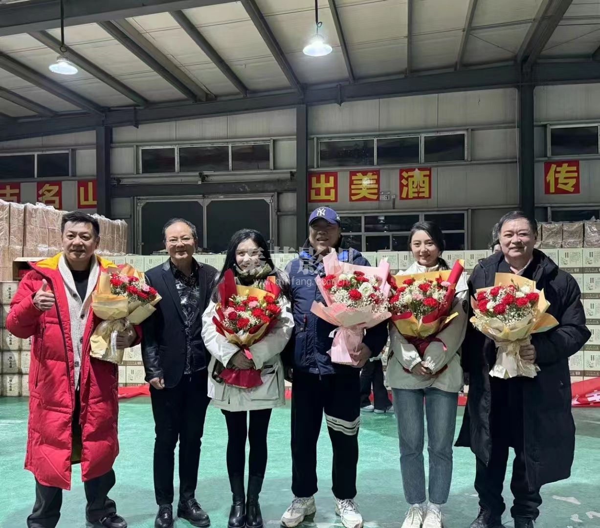 恭喜梦茹同学就业剧组杀青大吉