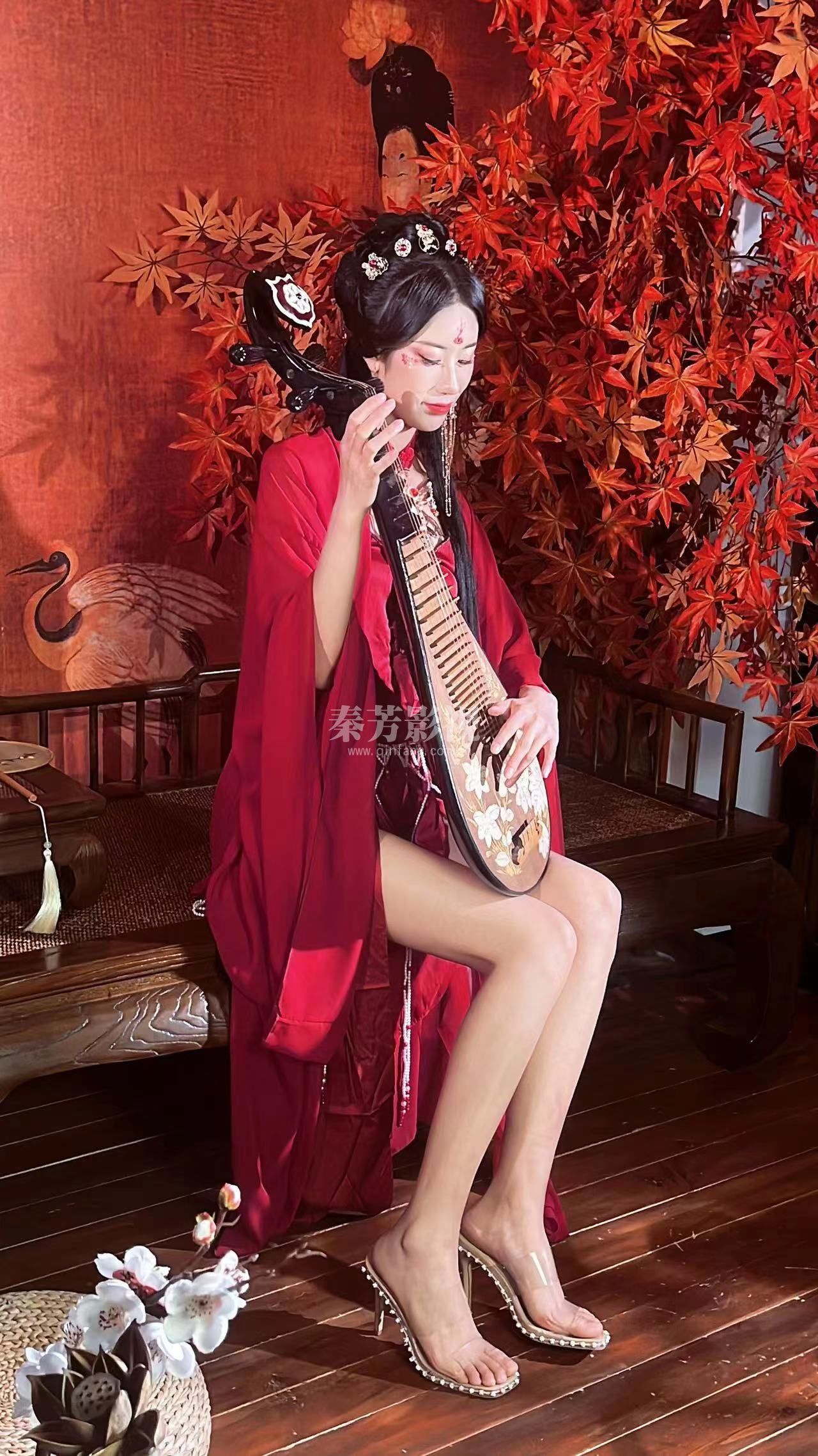 过年期间打造的红衣造型