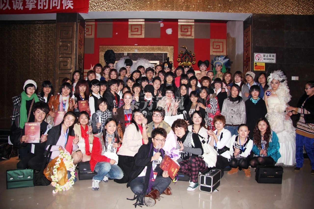 剧组化妆师真的很挣钱吗