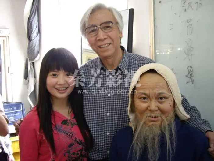 初中毕业可以考影视化妆学校吗