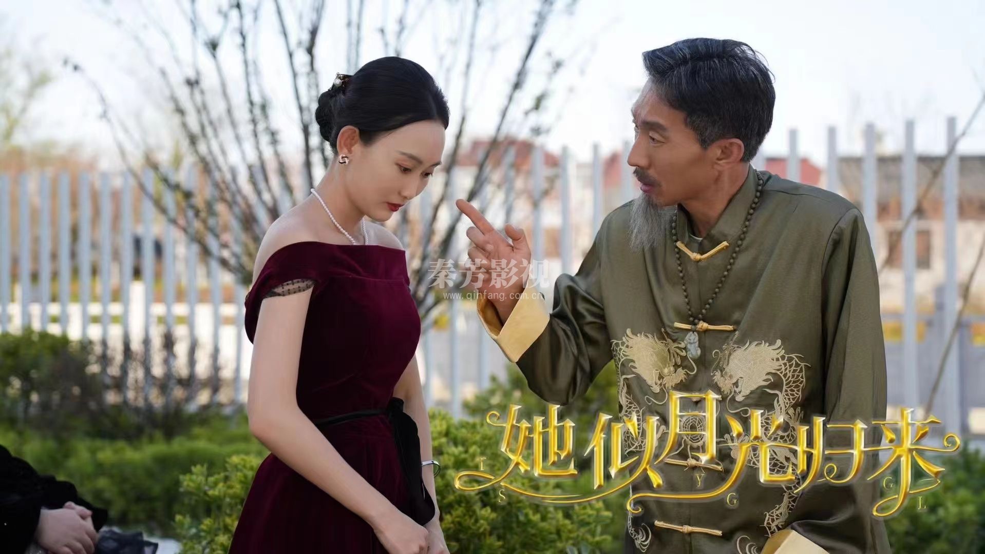 学生杨彩铃参加《她似月光归来》担任化妆师