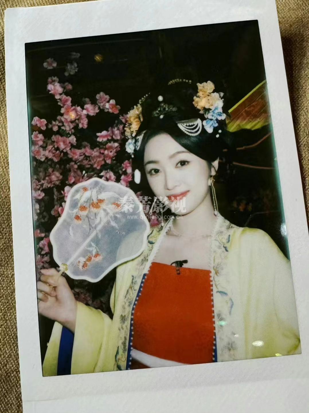 卢昱晓 吴宣仪《五福临门》杀青