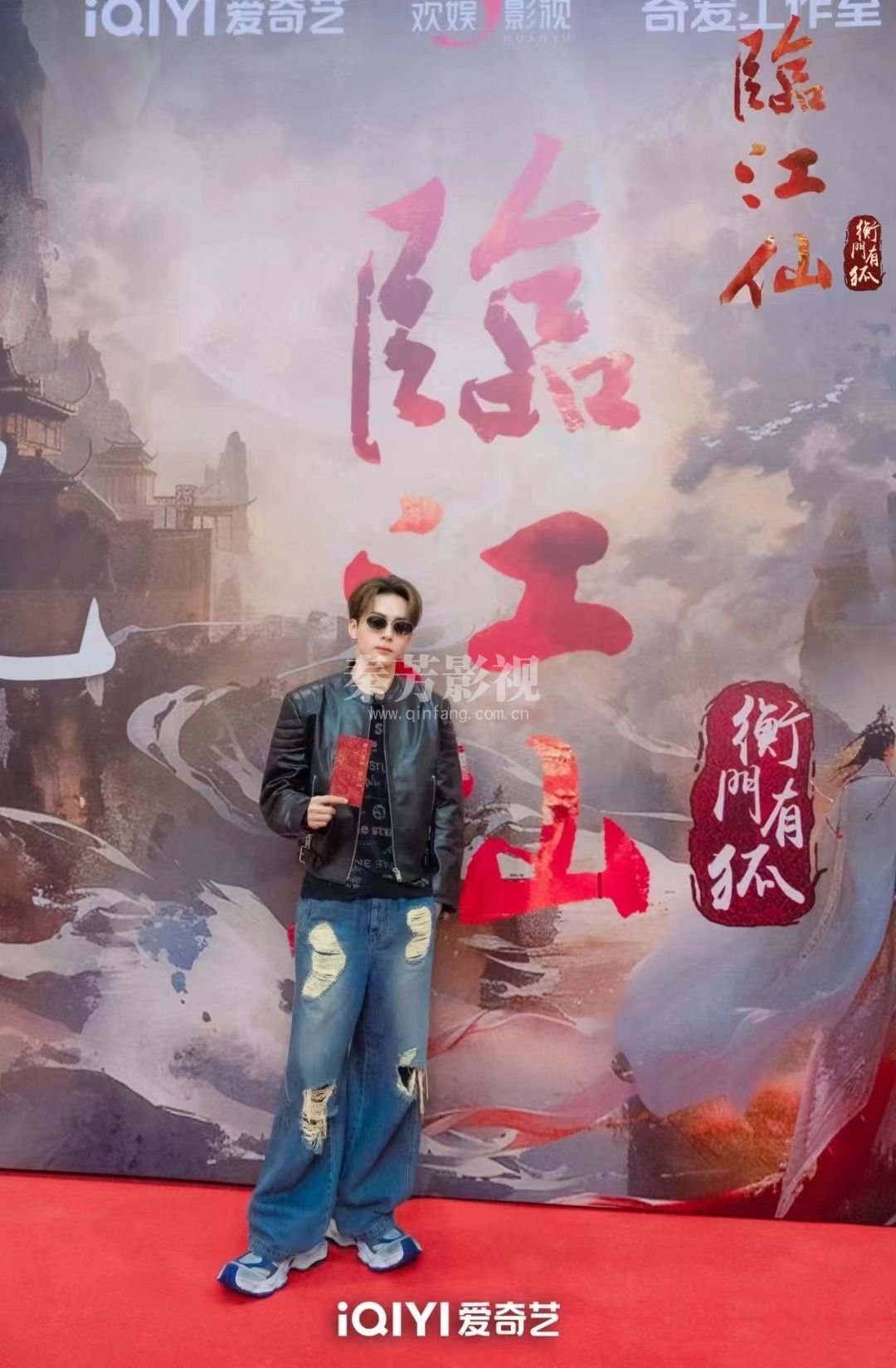 恭喜我校学员就业剧组由白鹿、曾舜晞、何瑞贤、陈鑫海领衔主演的《衡门有狐（临江仙）》开机大吉！