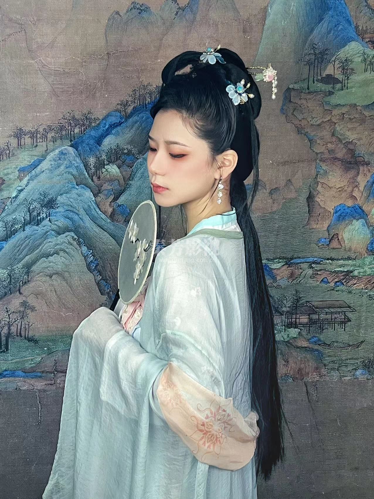 剧组的化妆师团队 都有负责什么工作的