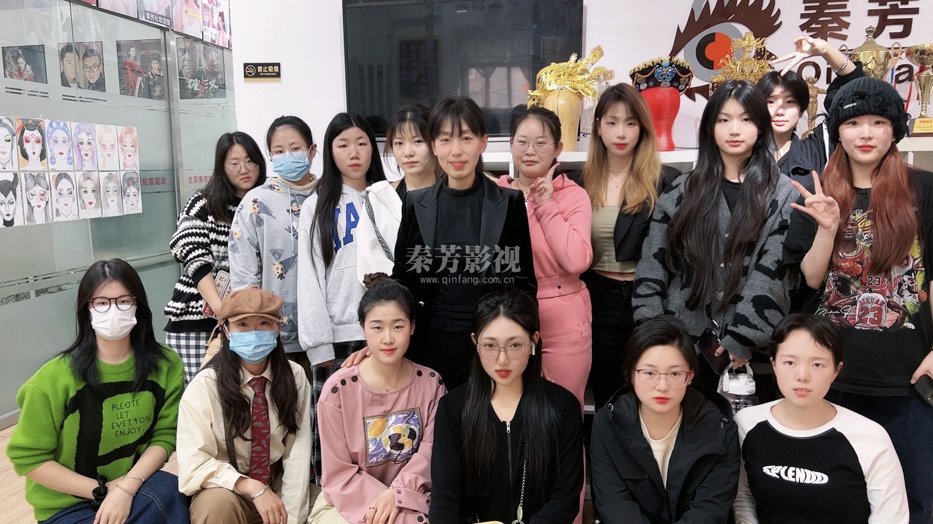 剧组化妆师注册微博有什么用 微博能干什么