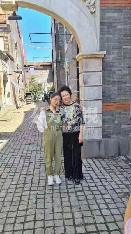 《欢笑老弄堂》今日定档