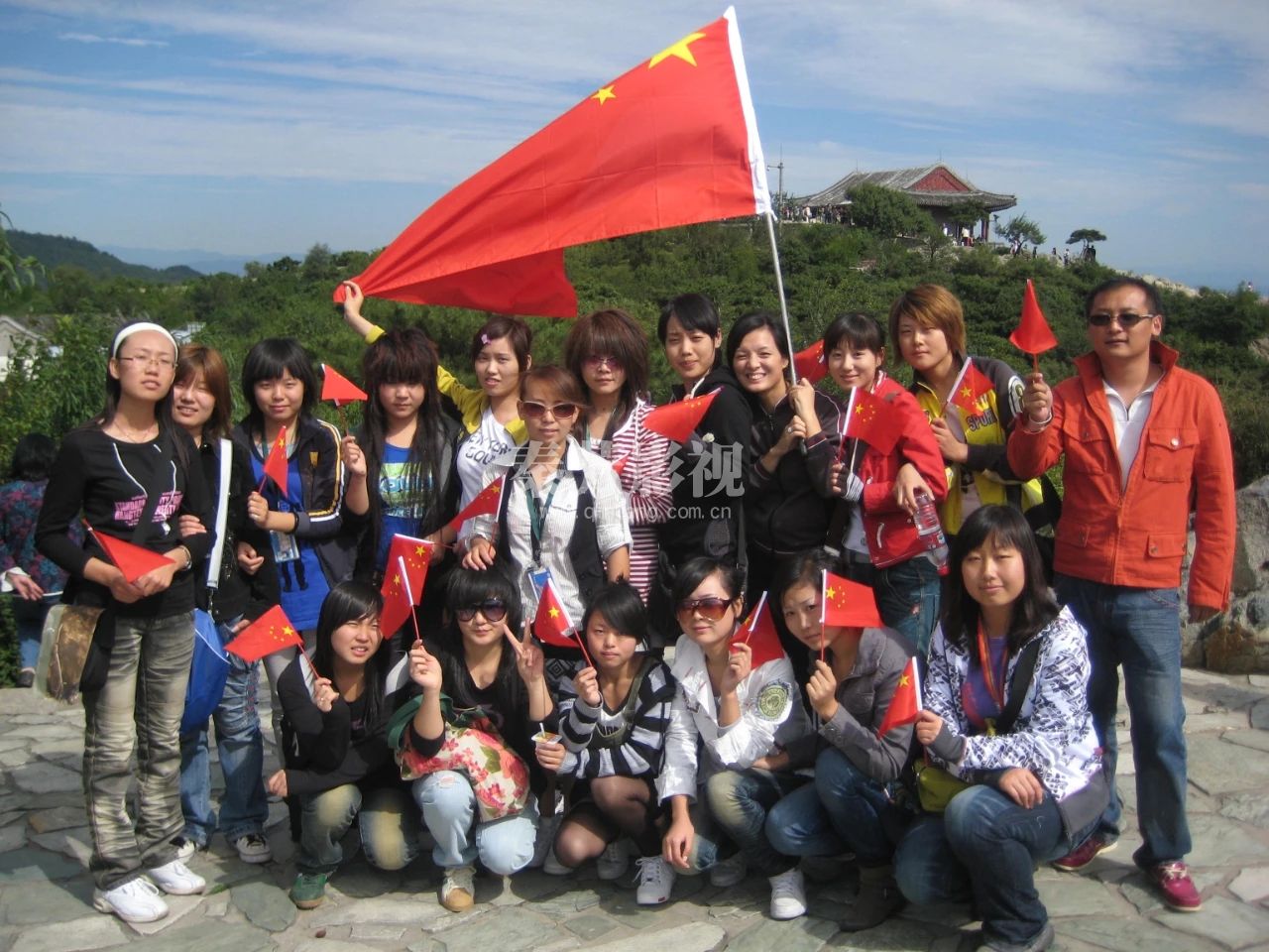 剧组化妆师参加比赛的好处