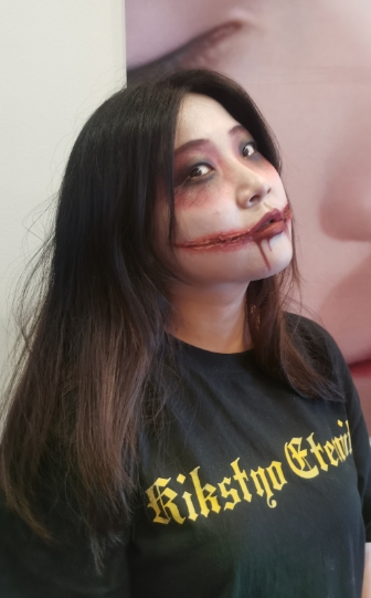 女化妆师在剧组会挨骂么