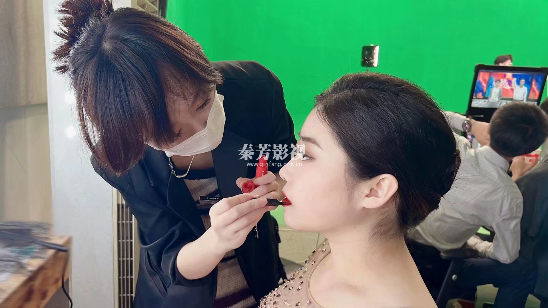 在影视化妆师的职业生涯中 有哪些常见的挑战和应对策略