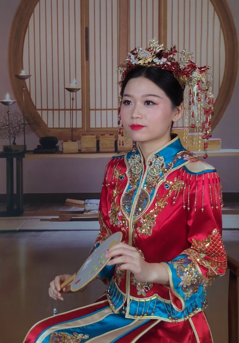 如何判断一个化妆学校好坏