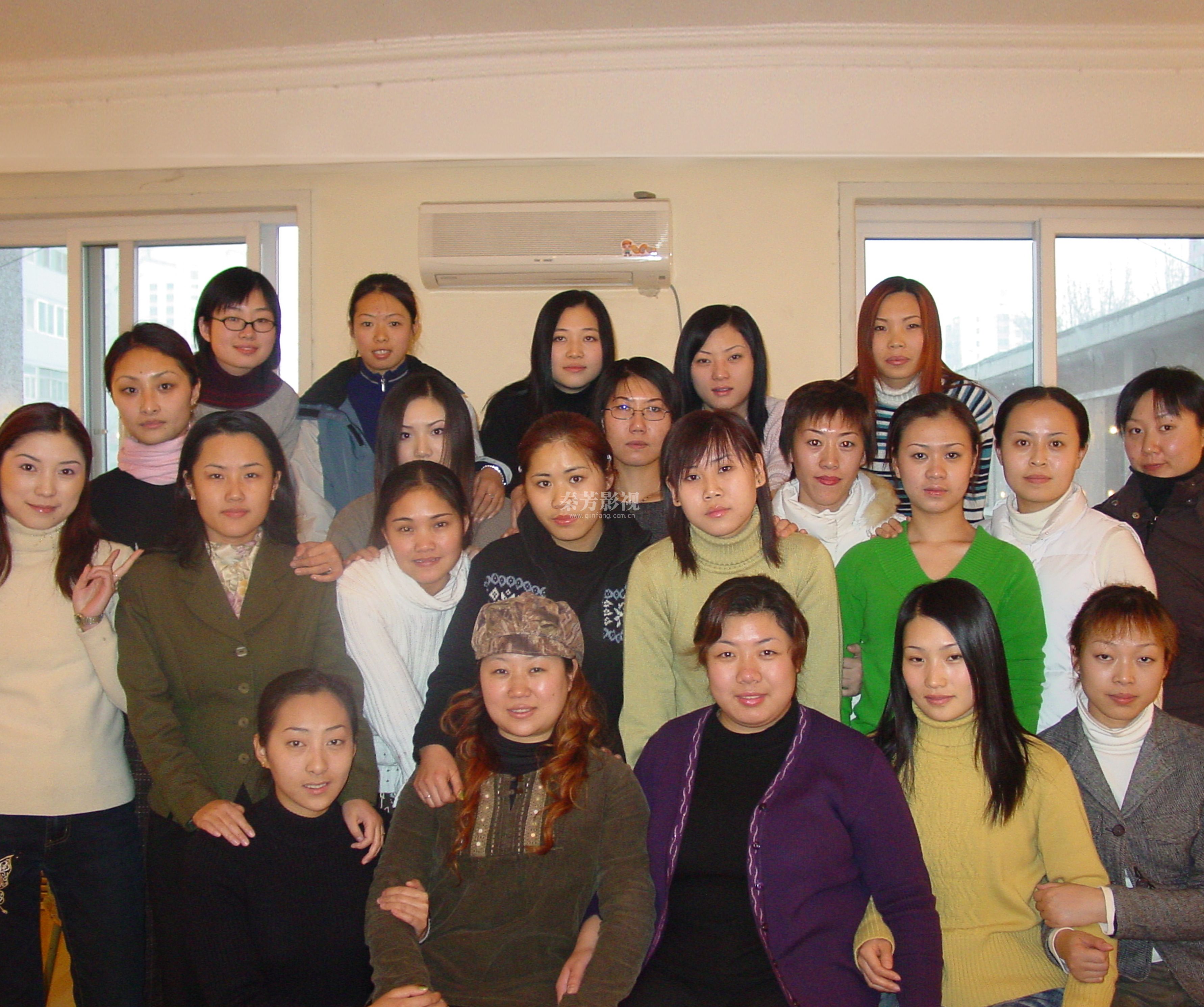 做剧组化妆师真实收入薪资$当剧组化妆师真的能赚几十万 