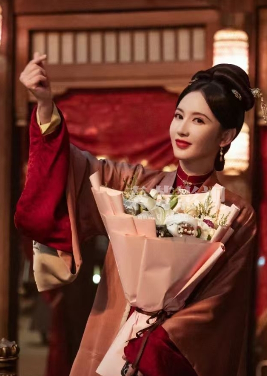 腾讯视频《九重紫》杀青