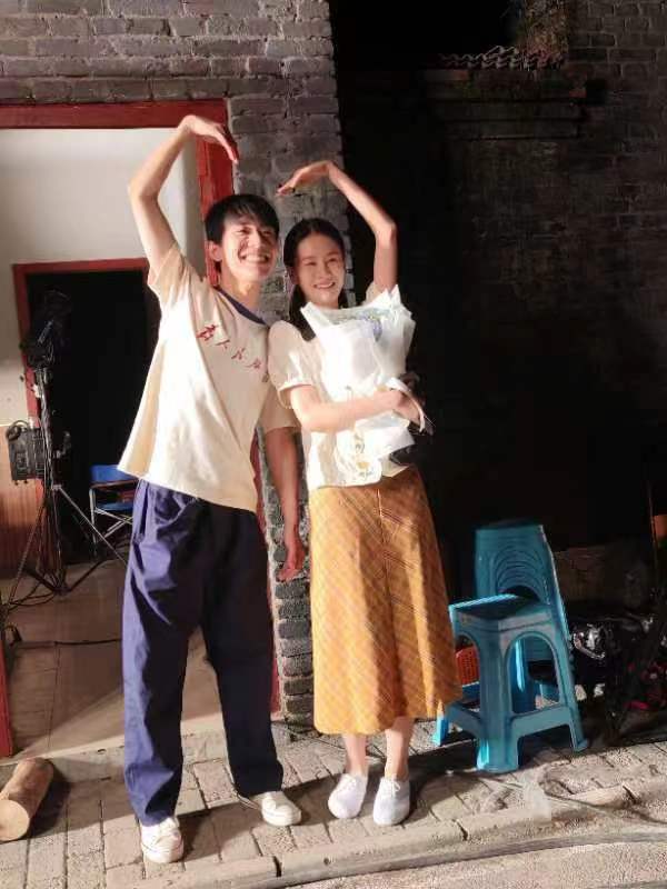 女化妆师在剧组工作的安全问题