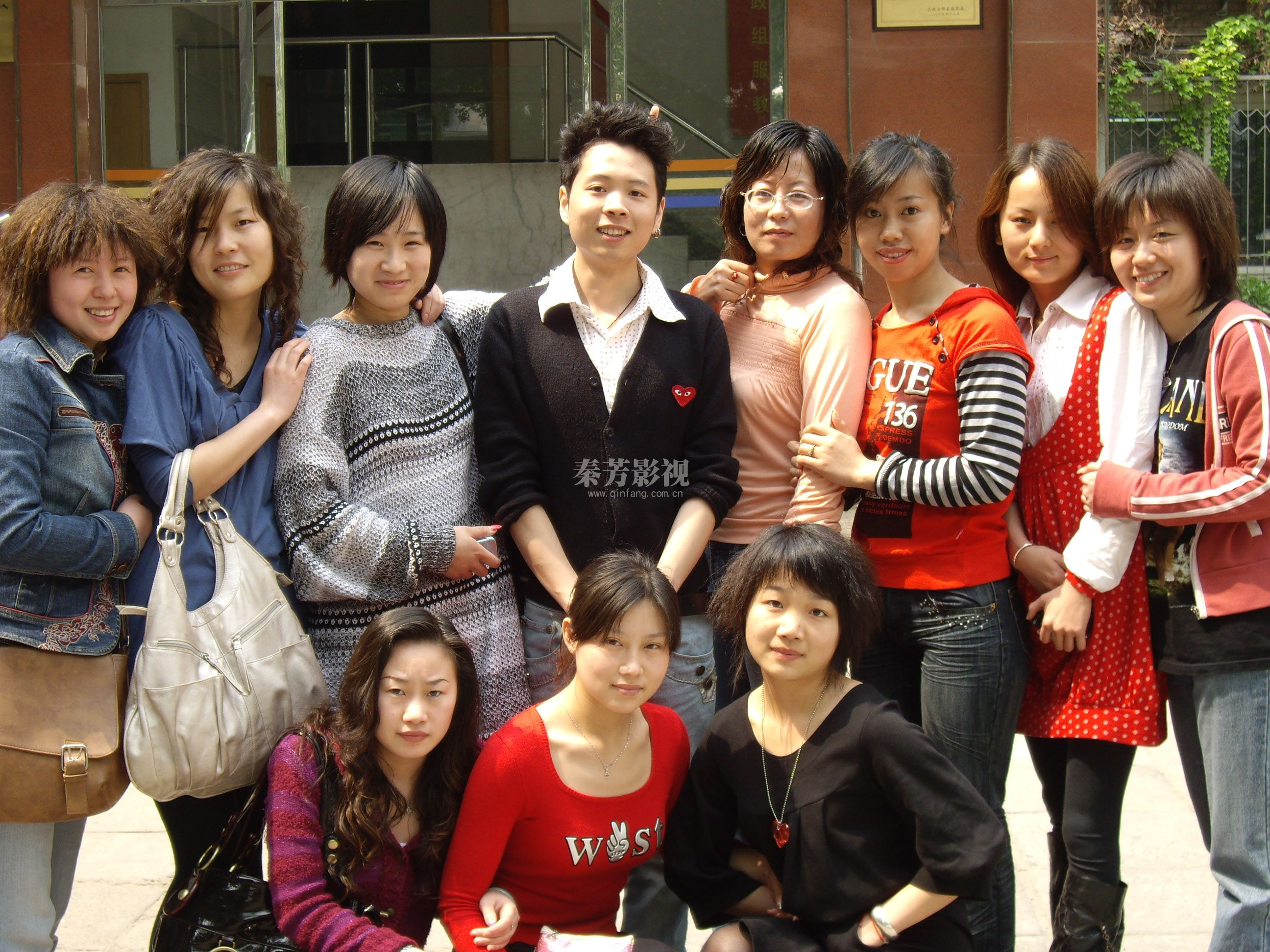 毕业进了剧组工作 影视化妆师需要知道这些事！