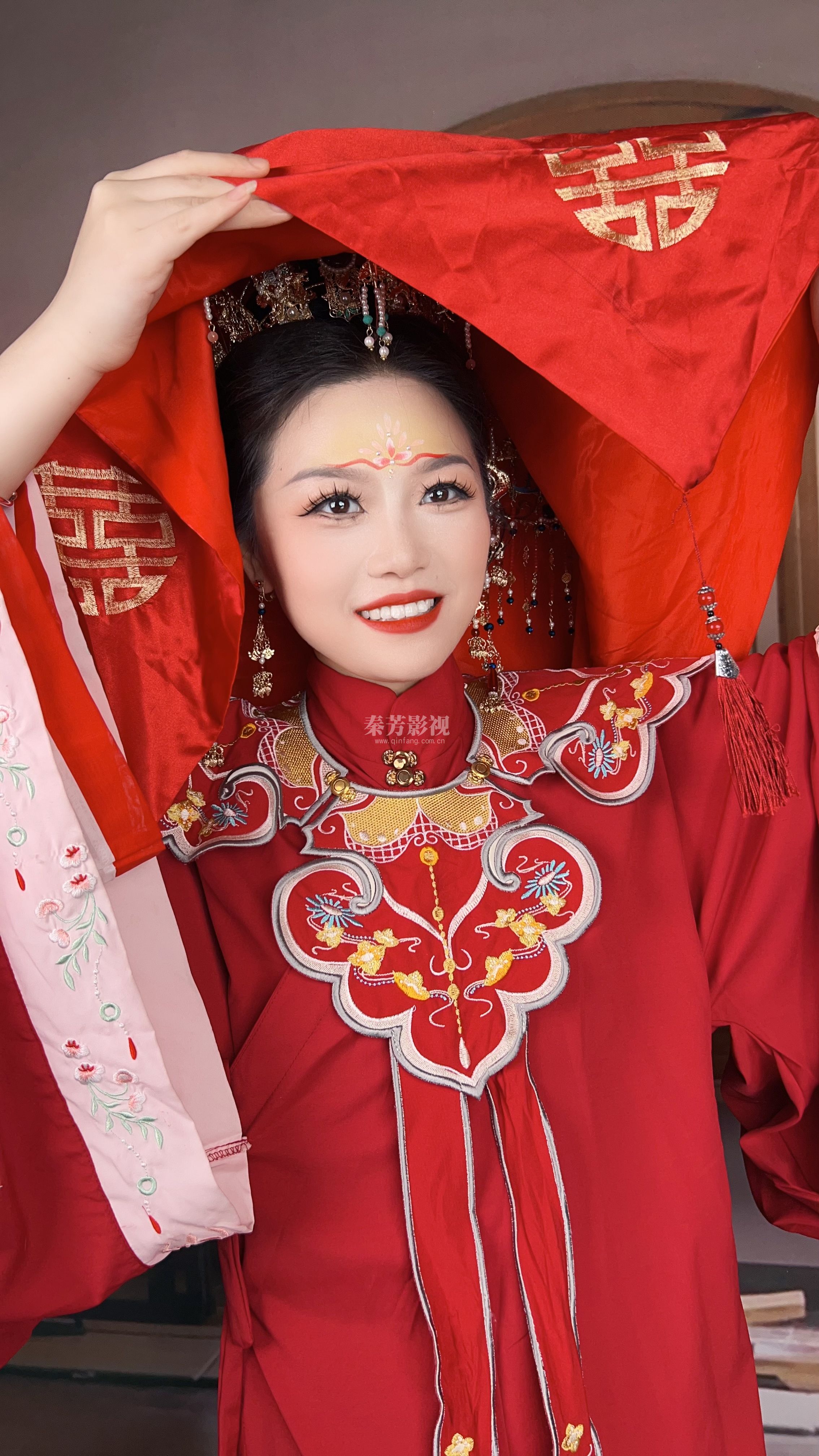 学员做的两种新娘造型