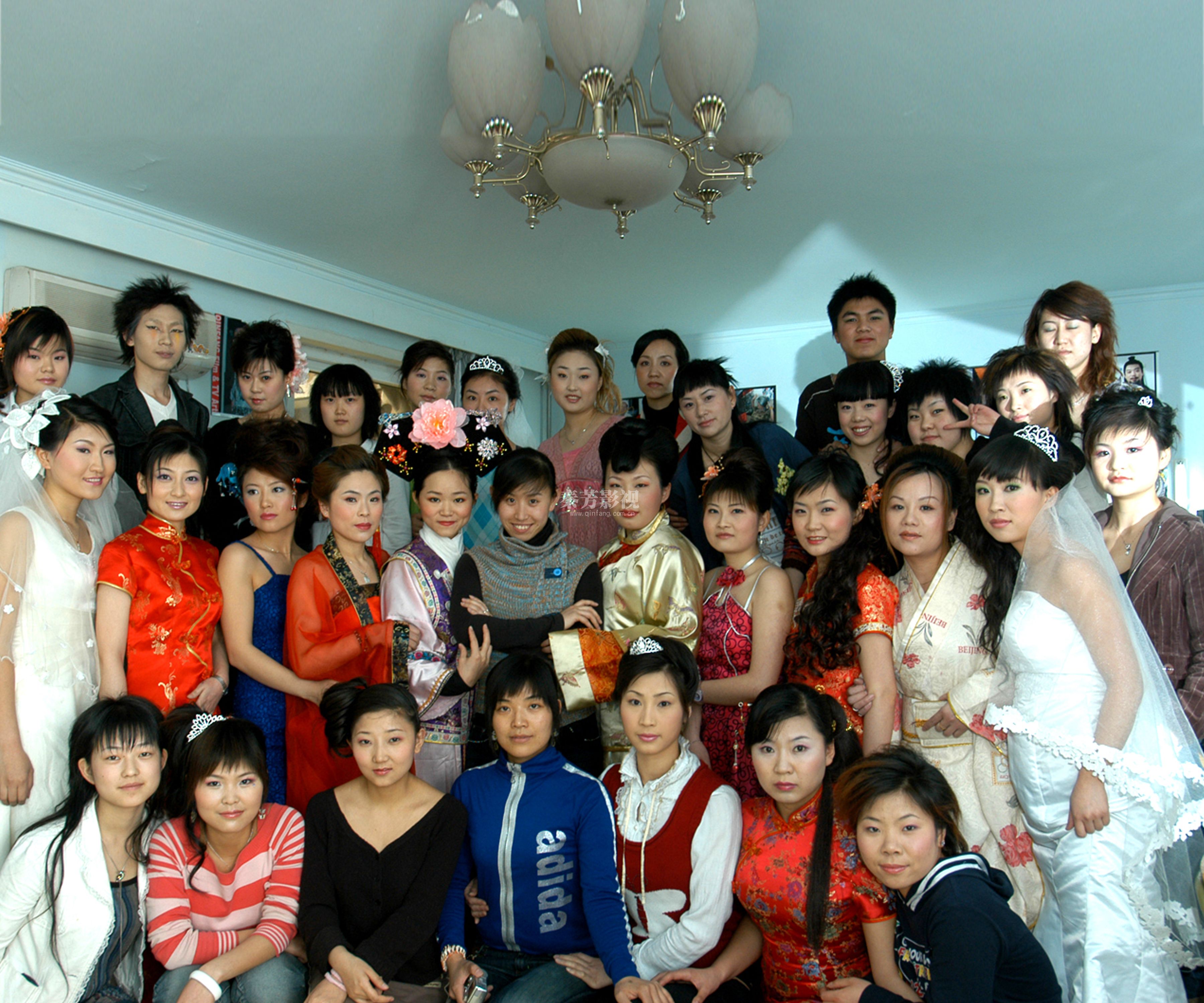 听说你要去剧组工作了 剧组化妆师工资多吗