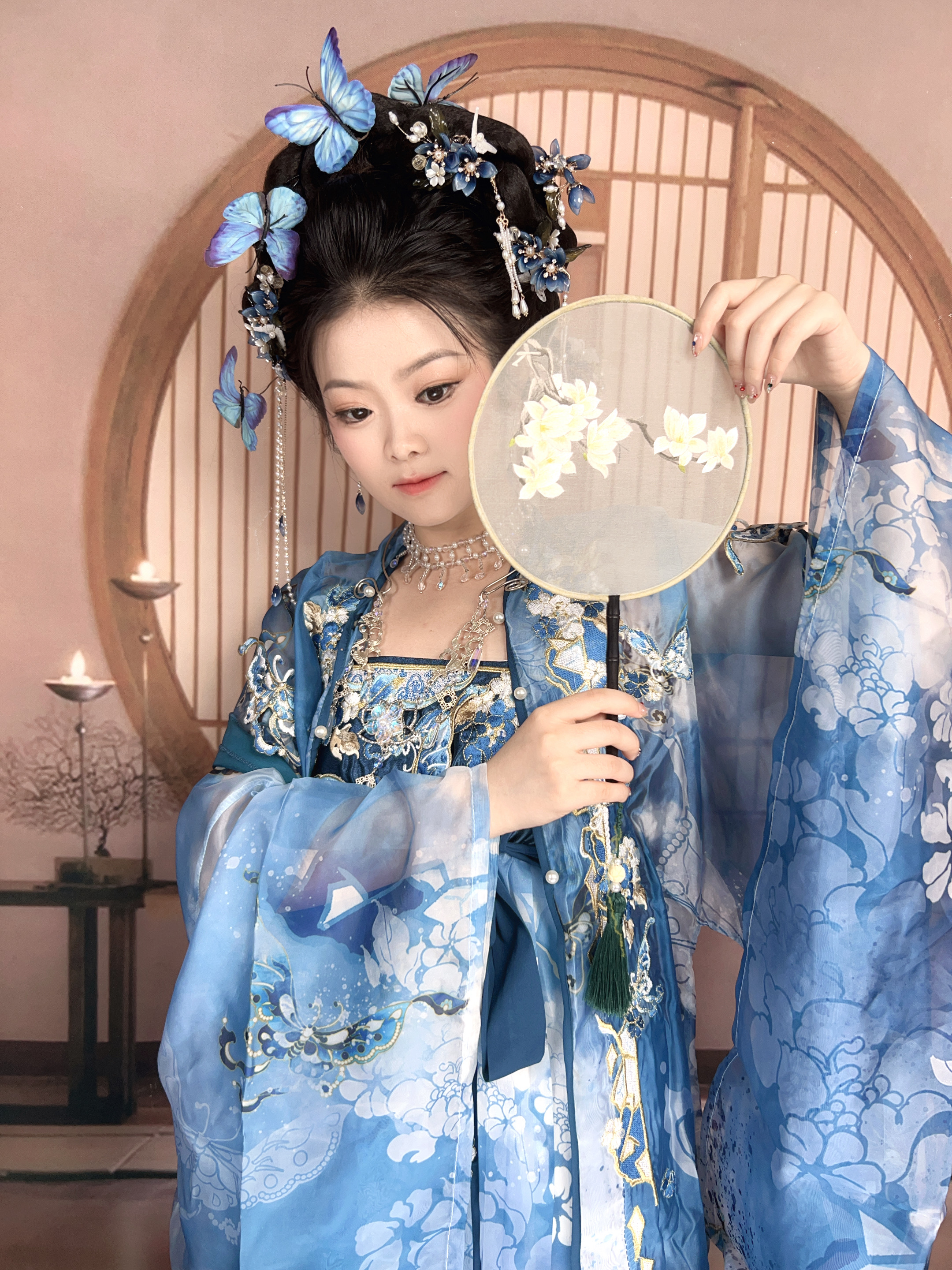 影视化妆师如何与品牌进行有效合作