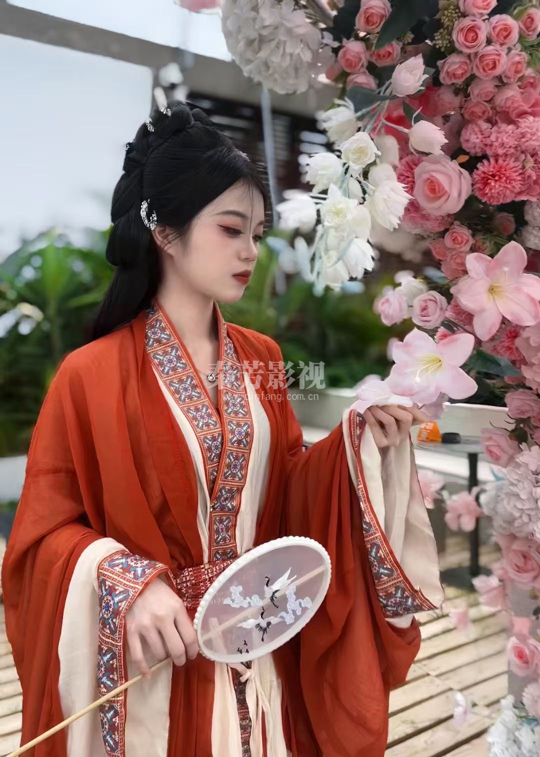 红义女侠客 就是缺剑