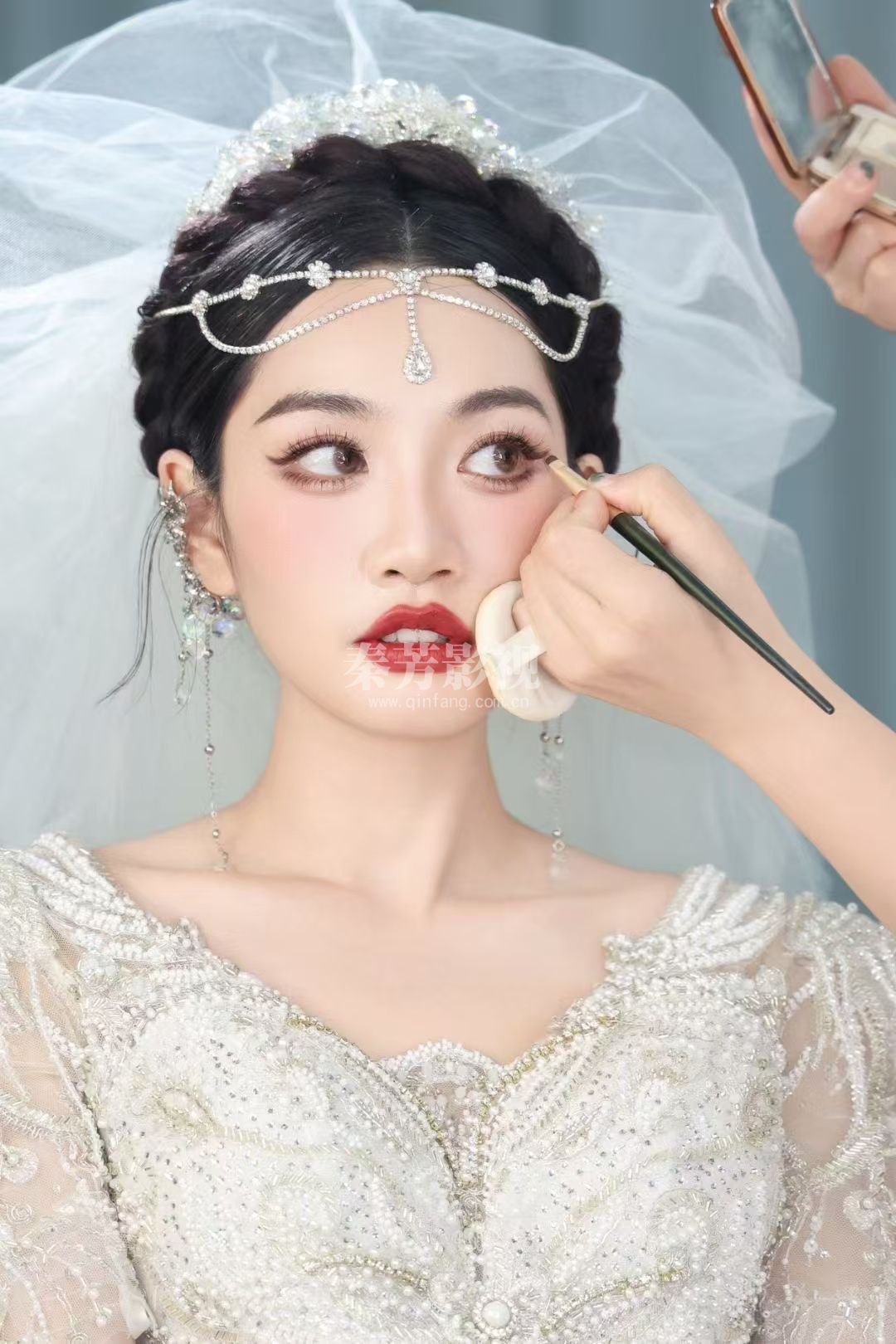 不常见的新娘装