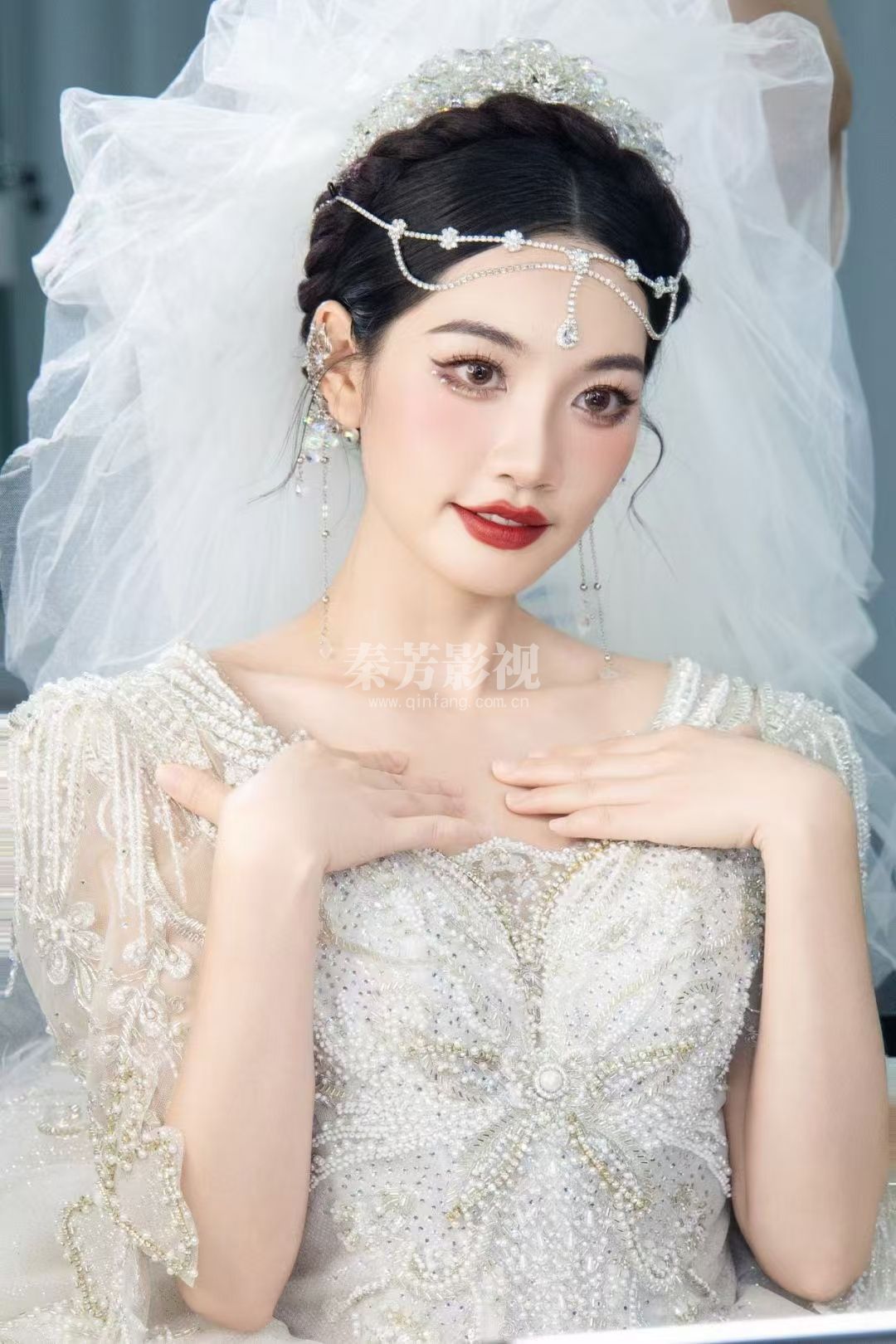 不常见的新娘装