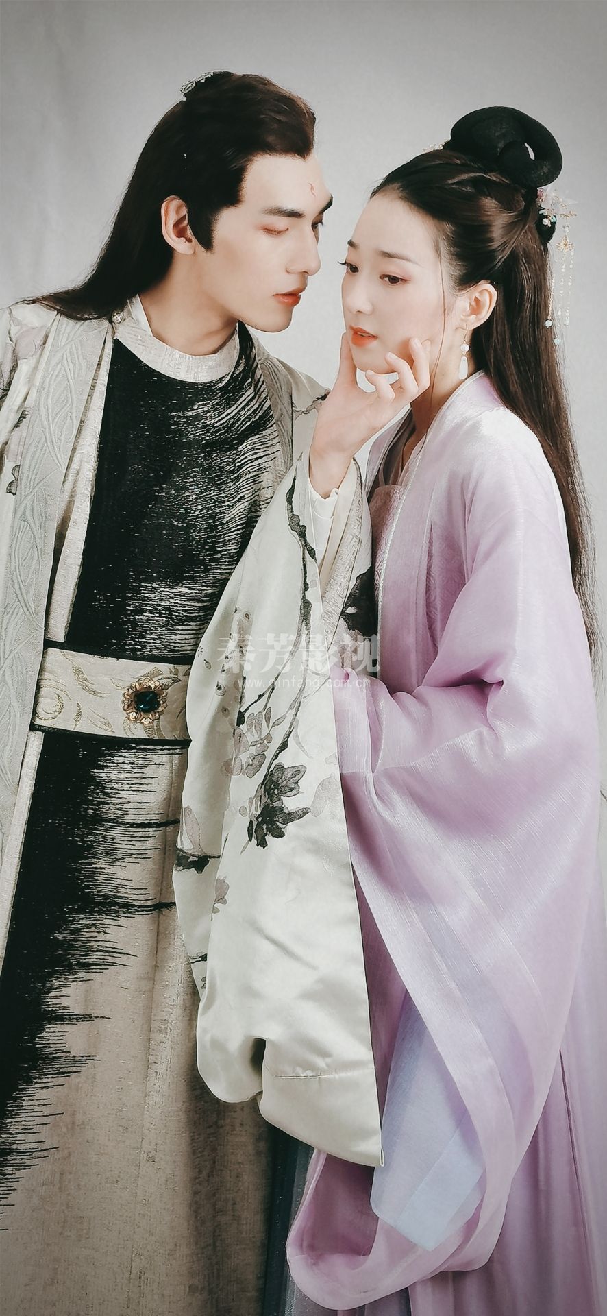 老师新剧《皇叔别乱来》杀青