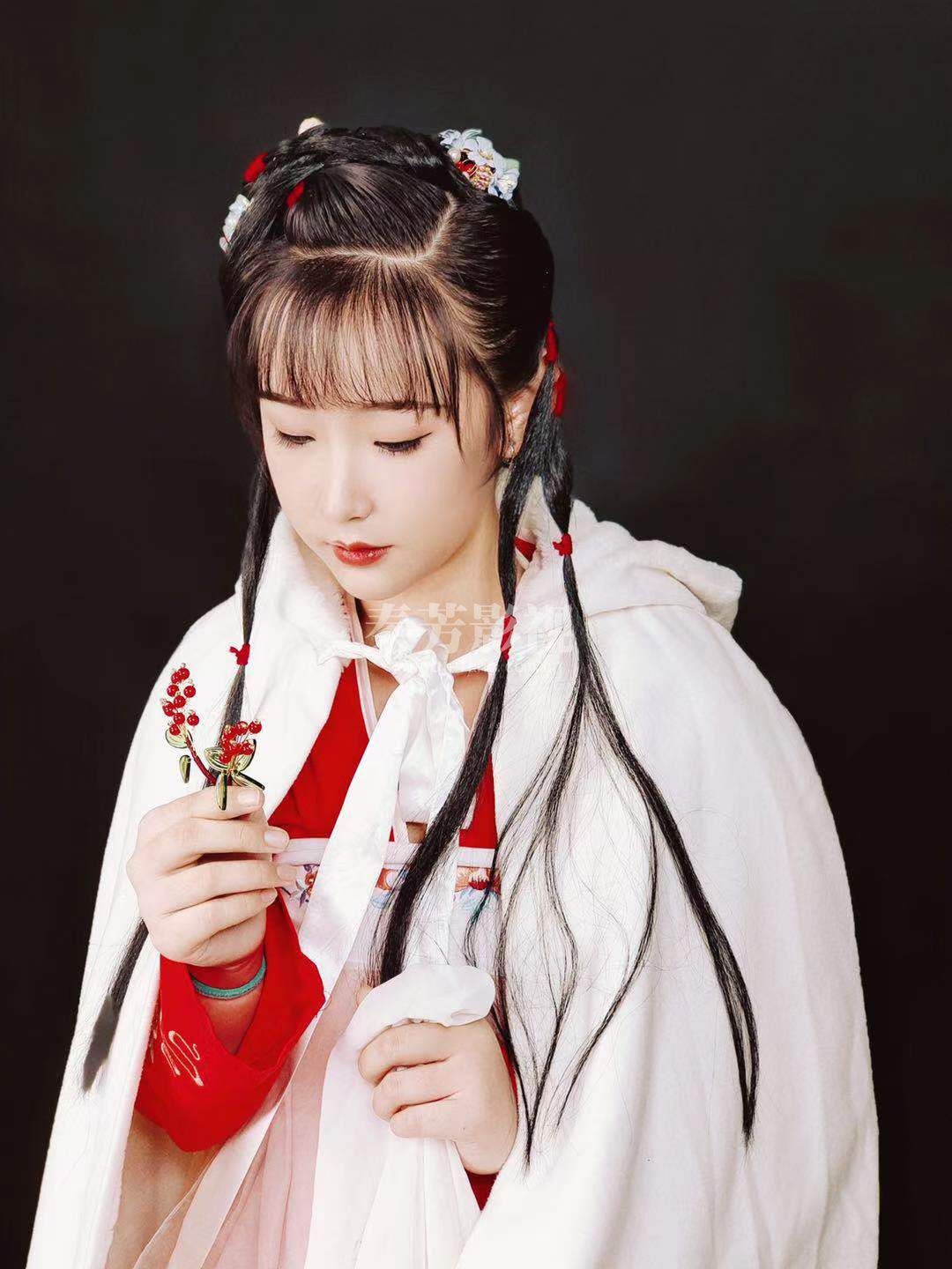 影视化妆师在剧组的地位怎么样