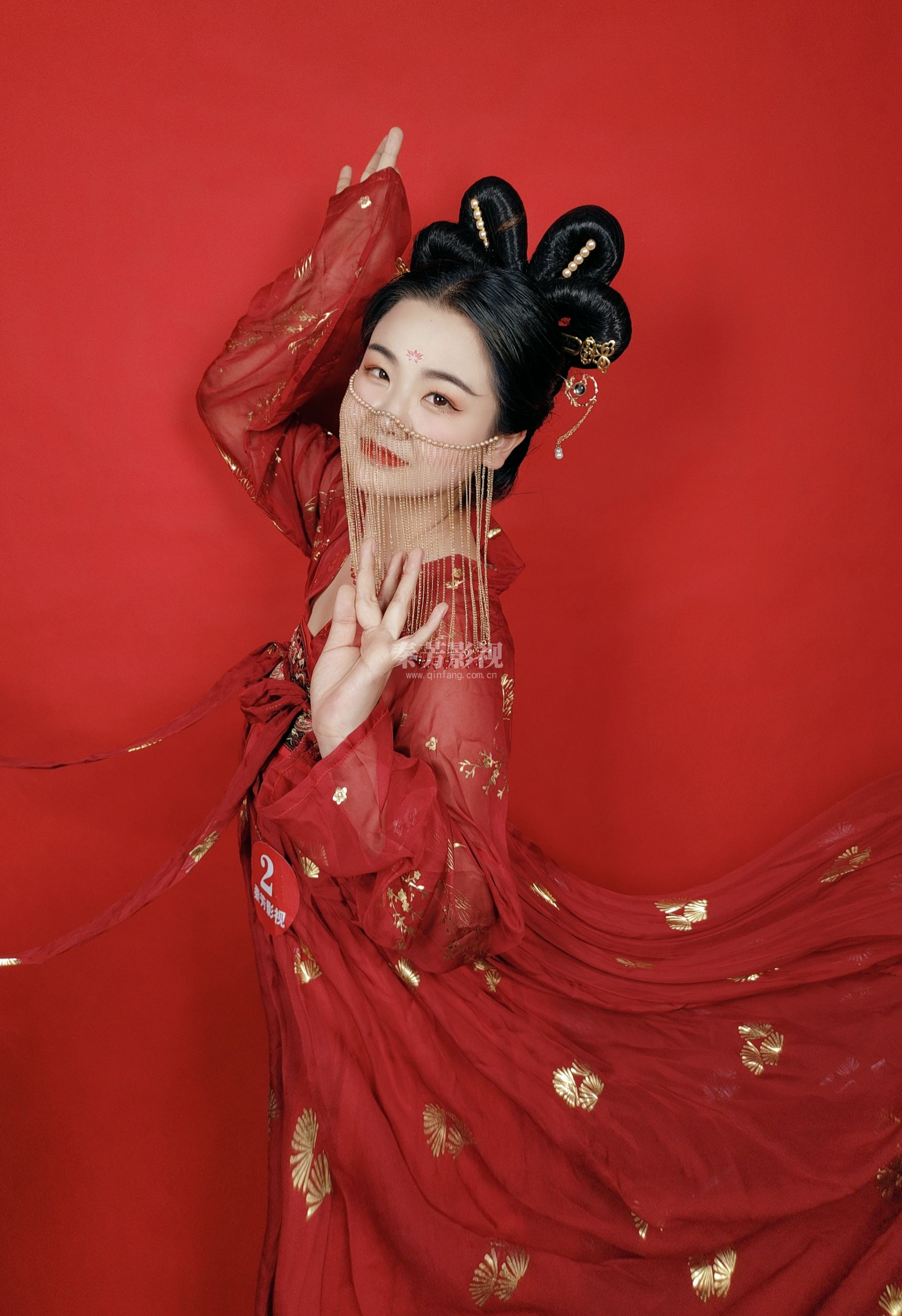 剧组化妆师的学历有多牛 真的是不需要学历的