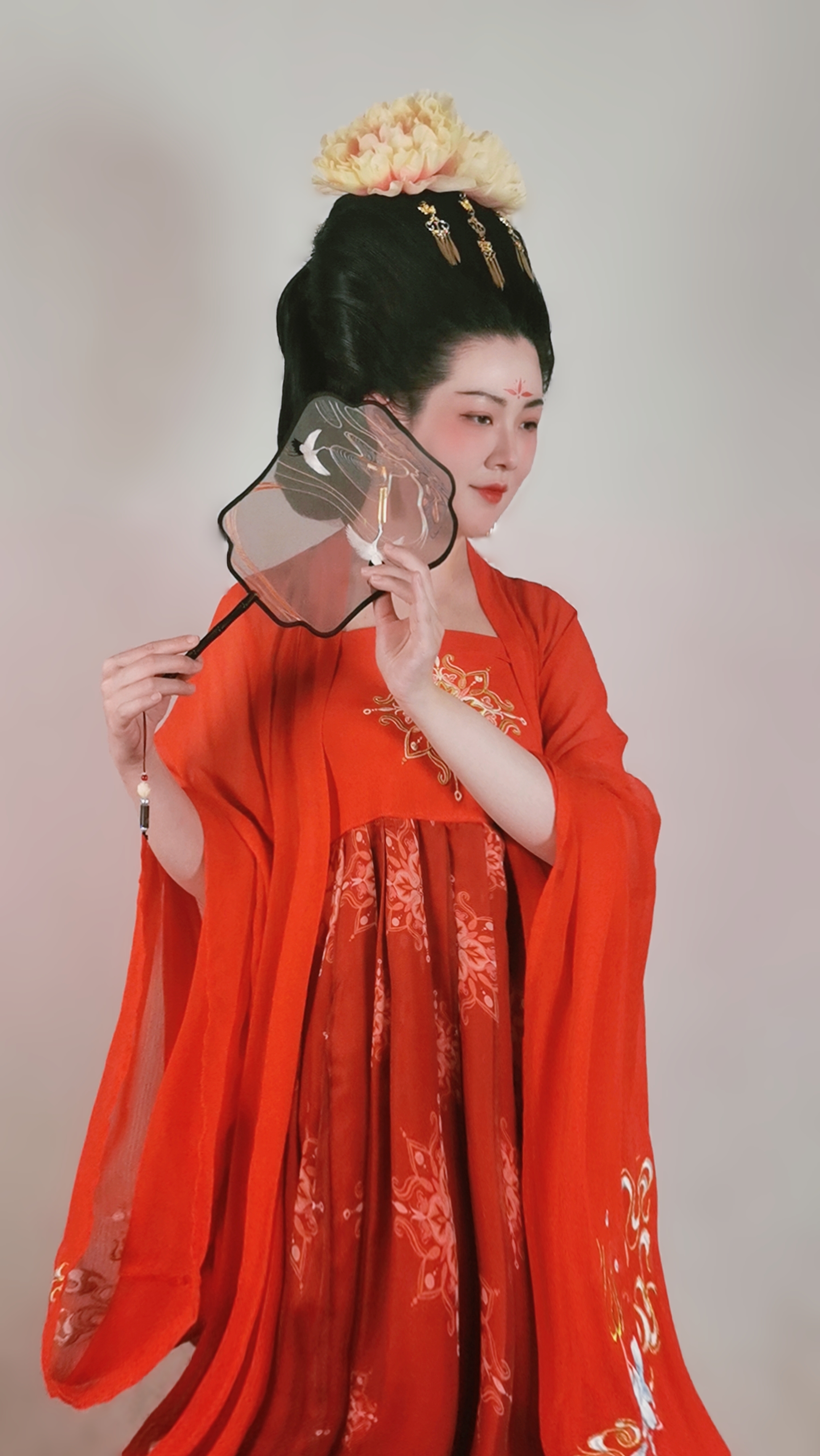 化妆师口碑评价中，正面评价一般会提到哪些方面