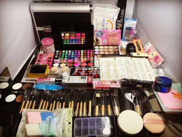 一份详细的剧组化妆师化妆工具清单