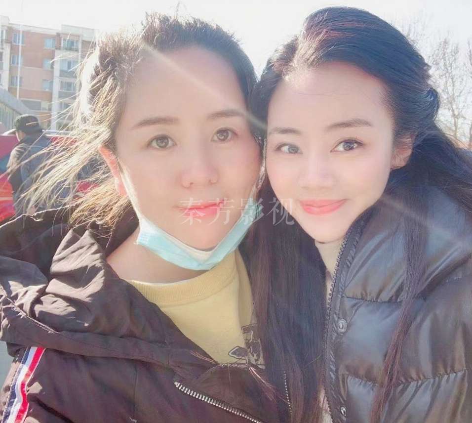 敏感肌演员用了含酒精的定妆产品，引发过敏 需要如何处理