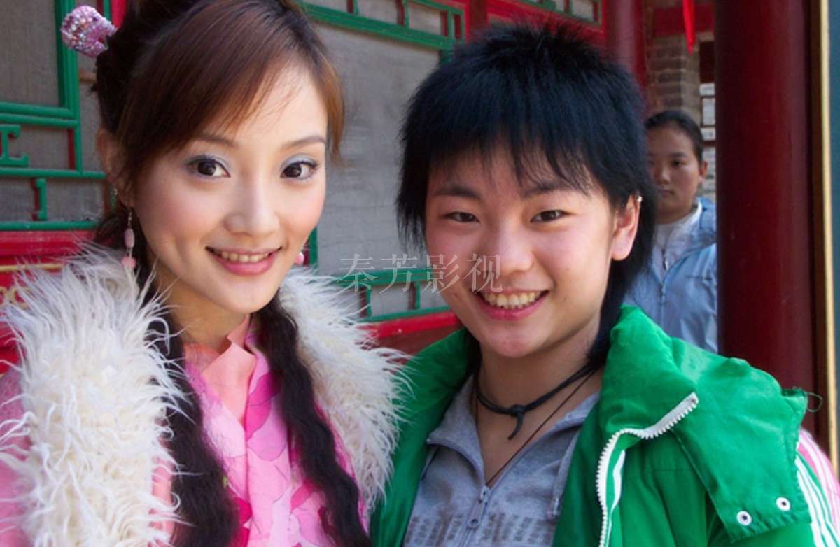 解决儿童演员眼妆刺激眼球、流泪不适的方法