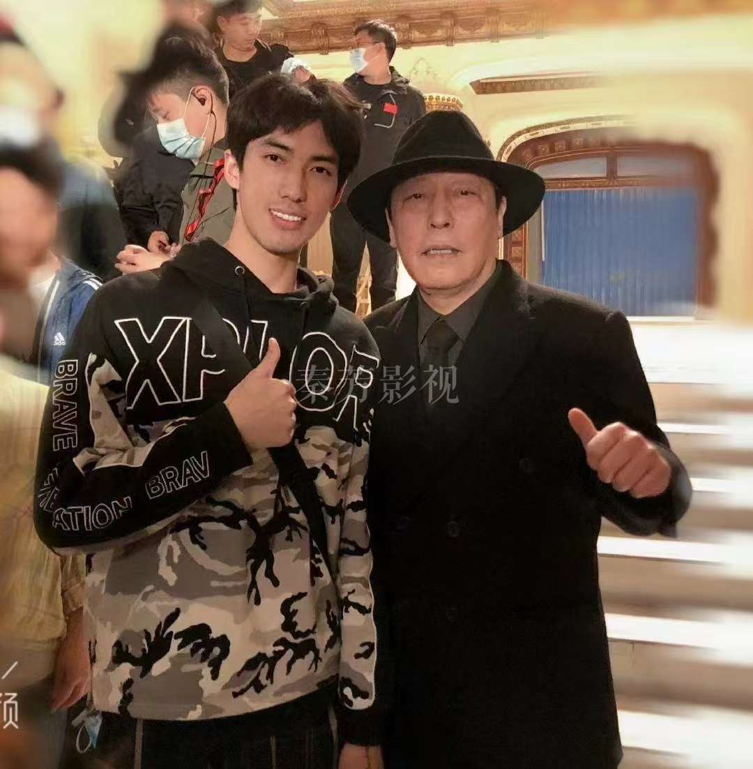 长效持妆底妆指南：满足长时间拍摄需求