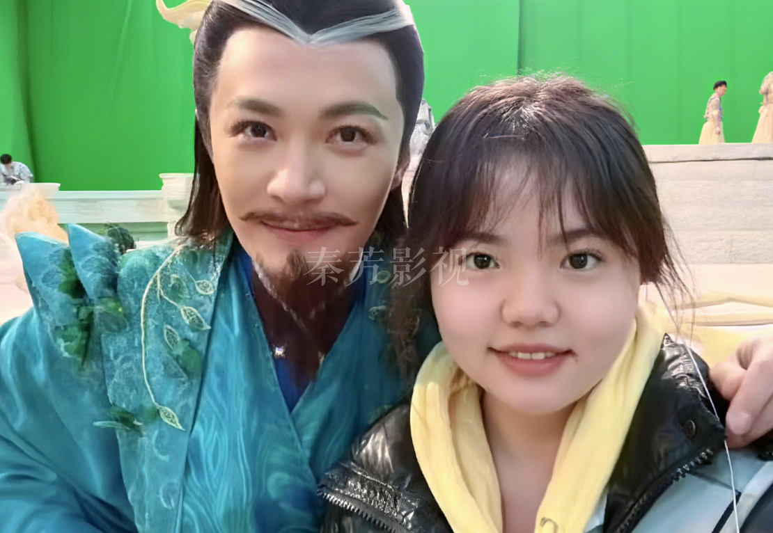 化妆团队与服装团队配合不当，妆容与戏服风格冲突