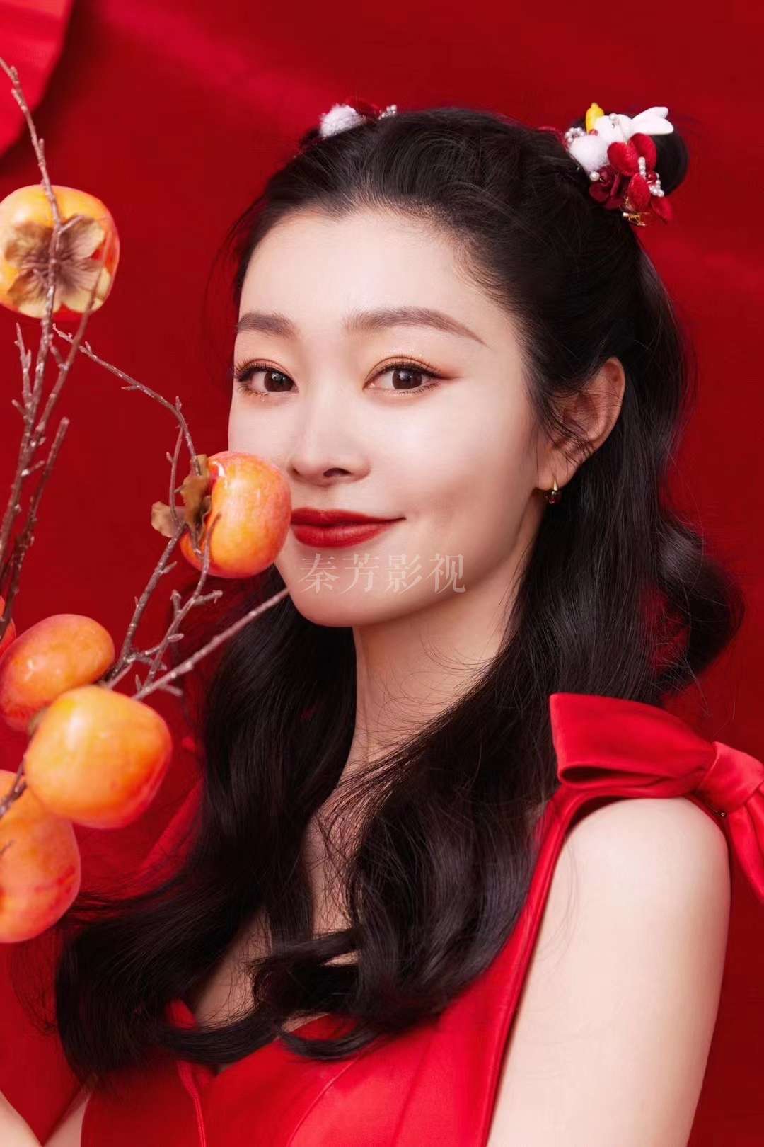 眼妆亮片闪粉飞粉，落在眼下显脏如何预防