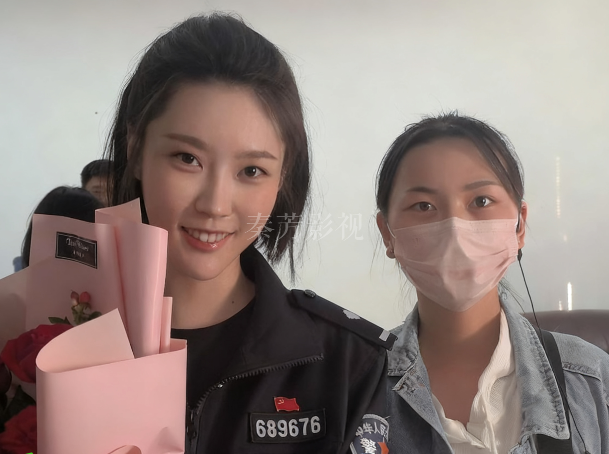 圆脸角色修容后显生硬，缺乏自然立体感怎么办