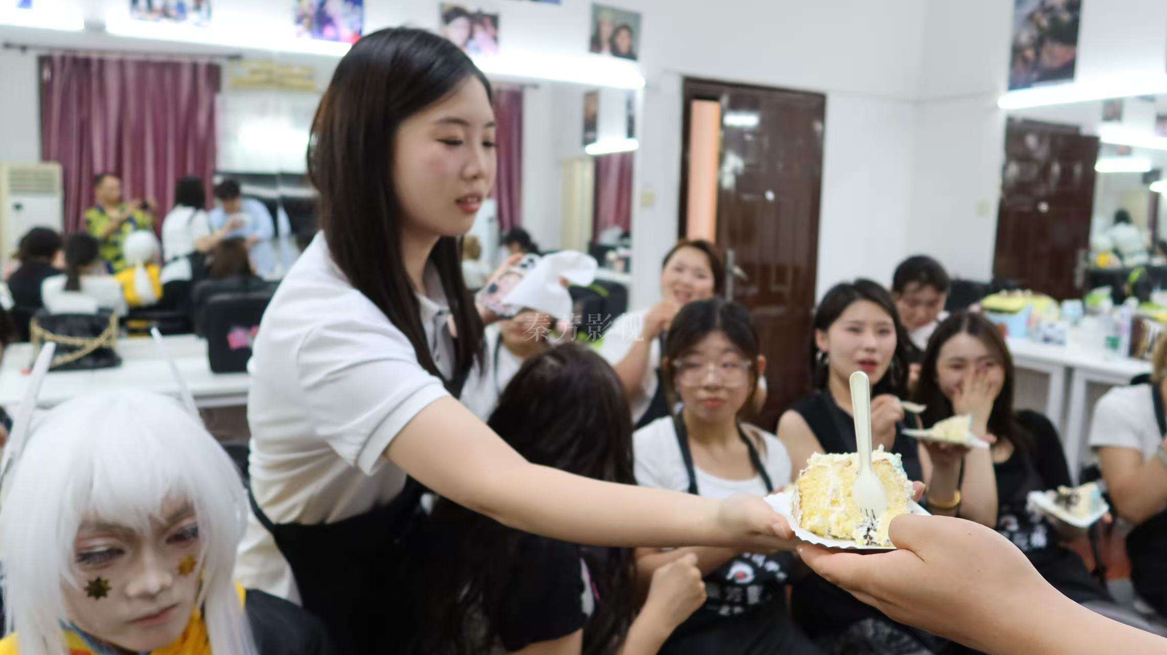 3D 打印特效妆与演员面部尺寸不符，佩戴不适如何调整